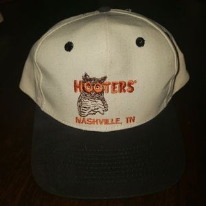 HOOTERS Nashville TN Snapback